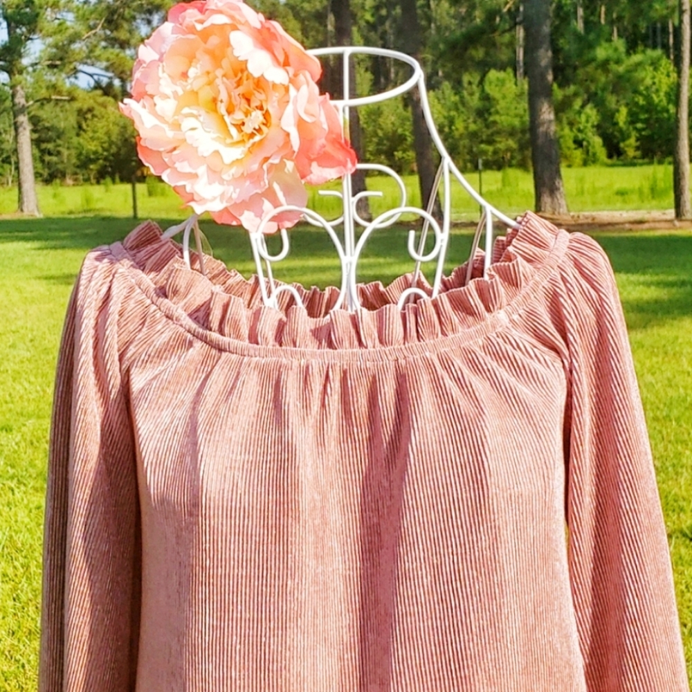 J.O.A. of Los Angeles blouse - Picture 2 of 7